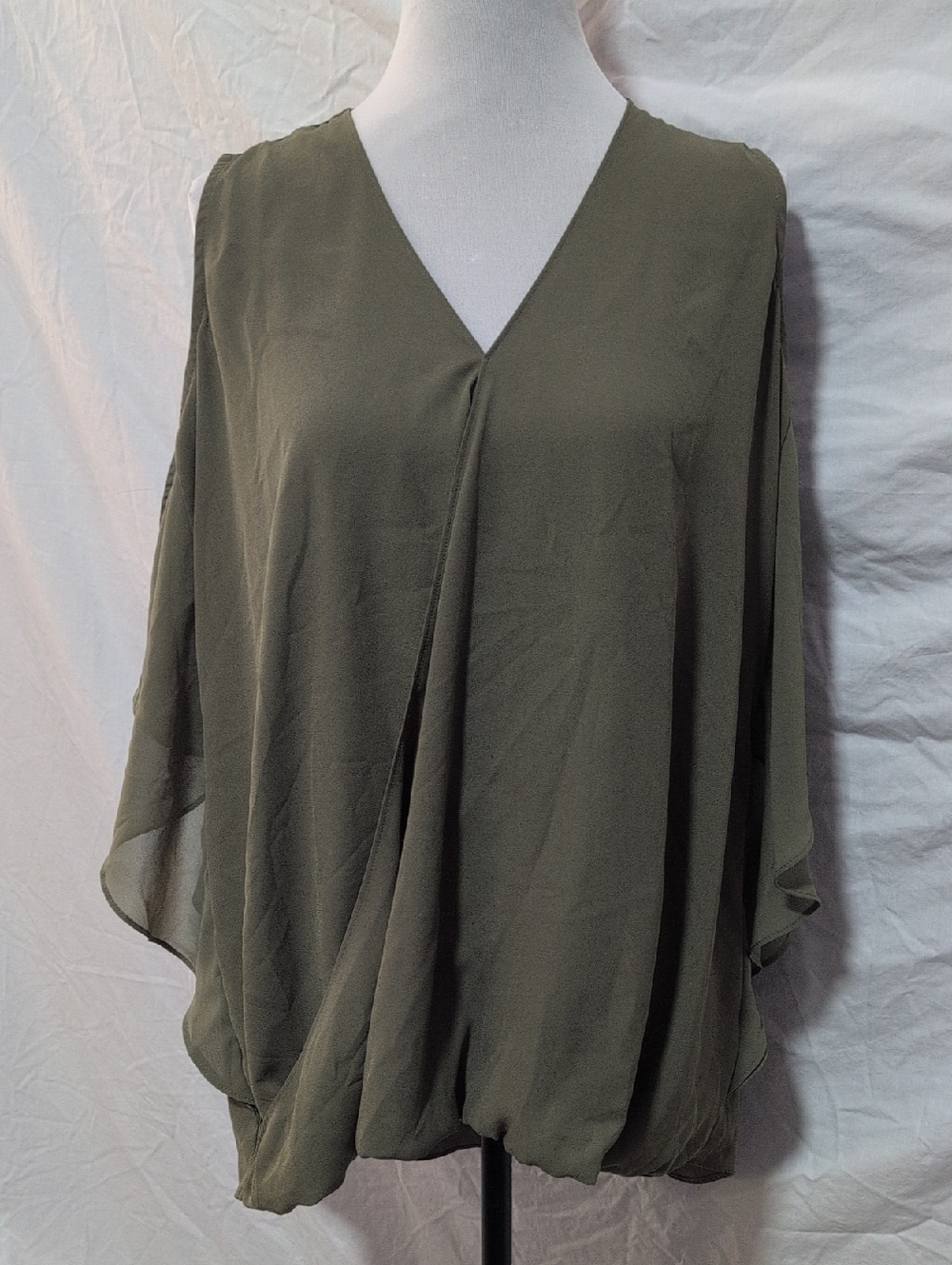 Cato Olive Green V-Neck Flowing Dolman Tunic